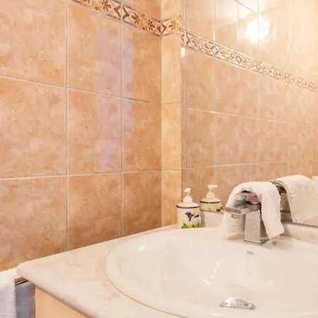 Homestay Calme, A Deux Pas Du Centre Ville. *