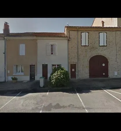 Calme, A Deux Pas Du Centre Ville. Homestay *